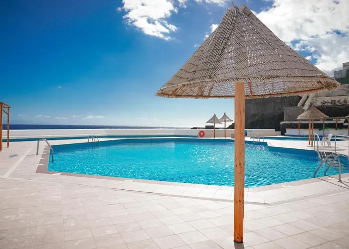 Marina Blue, Caletillas