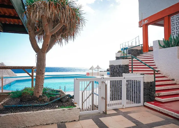 Marina Blue, Caletillas * Candelaria