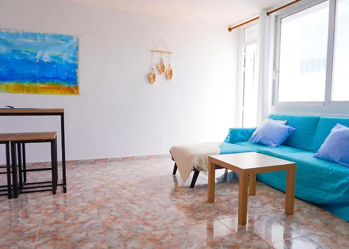 Marina Blue, Caletillas Candelaria